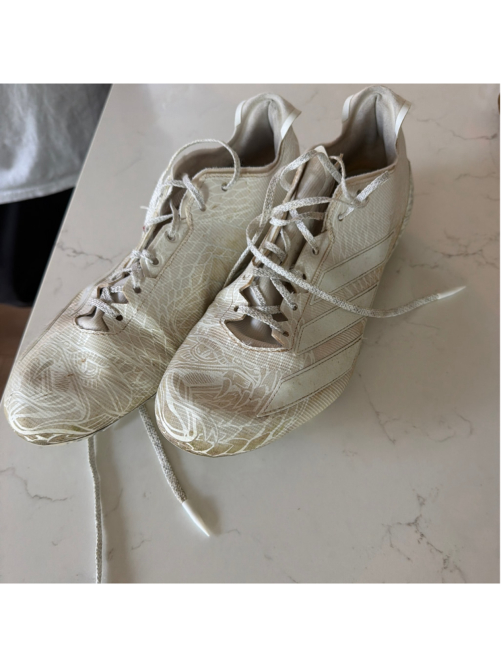 Men's Adidas Athletic Shoes Size 12.5 White and Silver